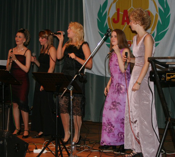 Image 7 of 40  -  93 kB