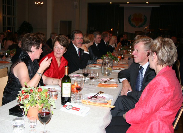 Image 34 of 40  -  94 kB