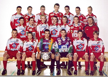 ulagfoto2002 (80128 bytes)